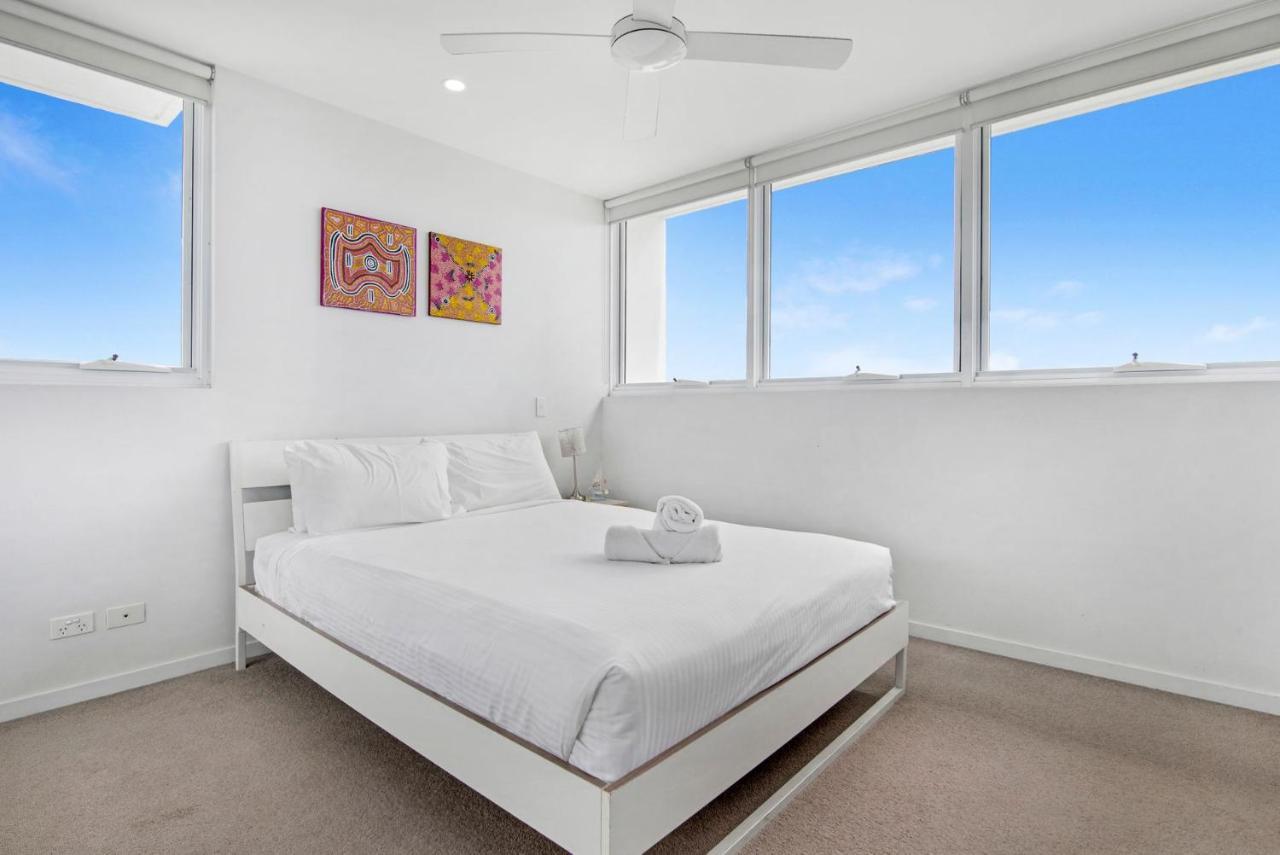 Modern Contemporary Southport Apartment - Coasthm Gold Coast Exterior photo