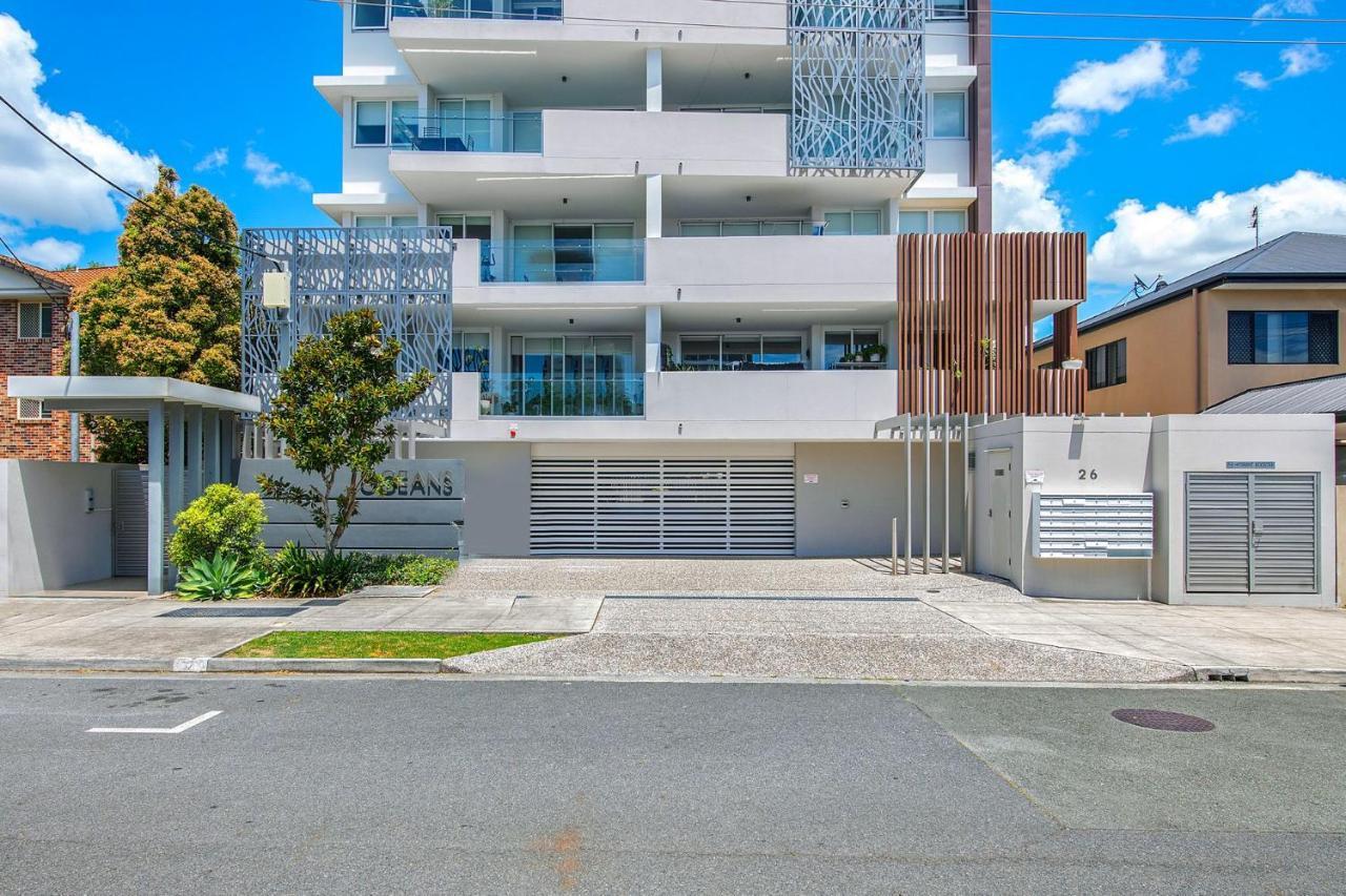 Modern Contemporary Southport Apartment - Coasthm Gold Coast Exterior photo